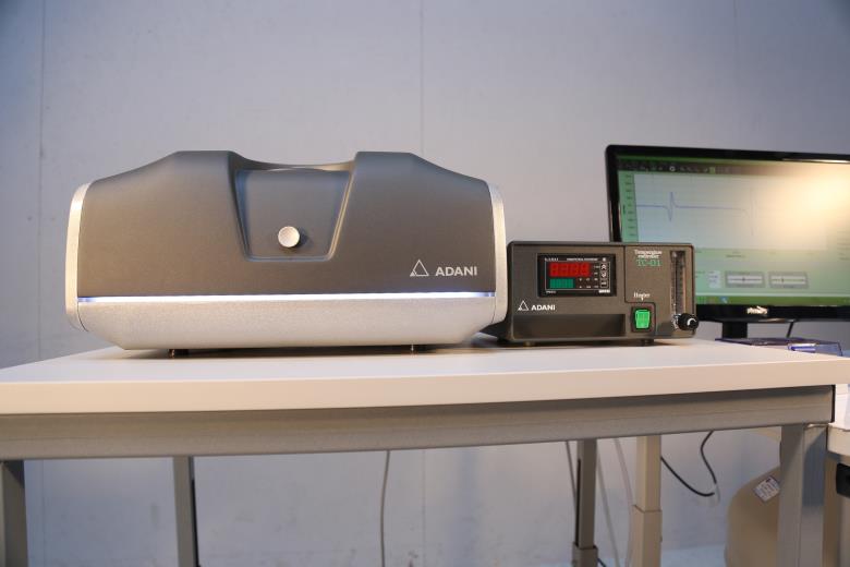 電子順磁共振波譜儀